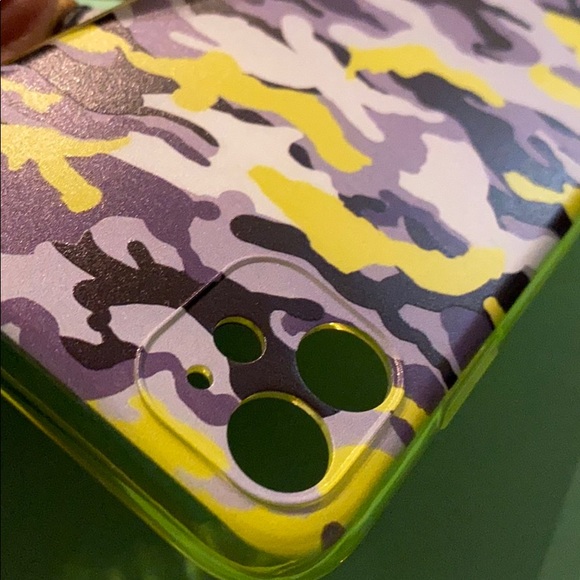 iPhone 11 Case - Picture 4 of 4